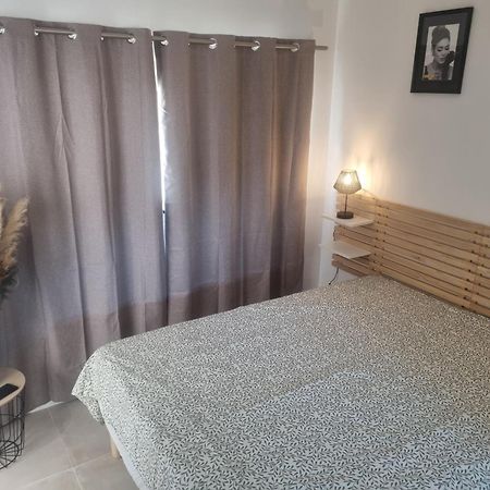 אוליאולה Villa Manoa מראה חיצוני תמונה