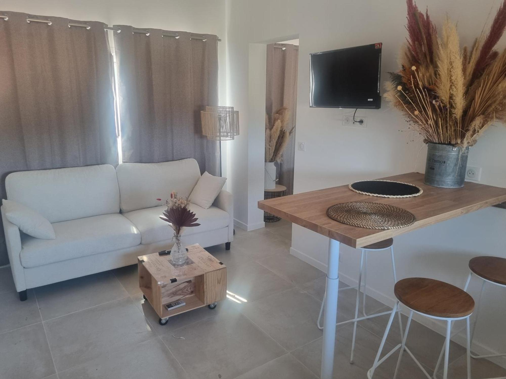 אוליאולה Villa Manoa מראה חיצוני תמונה