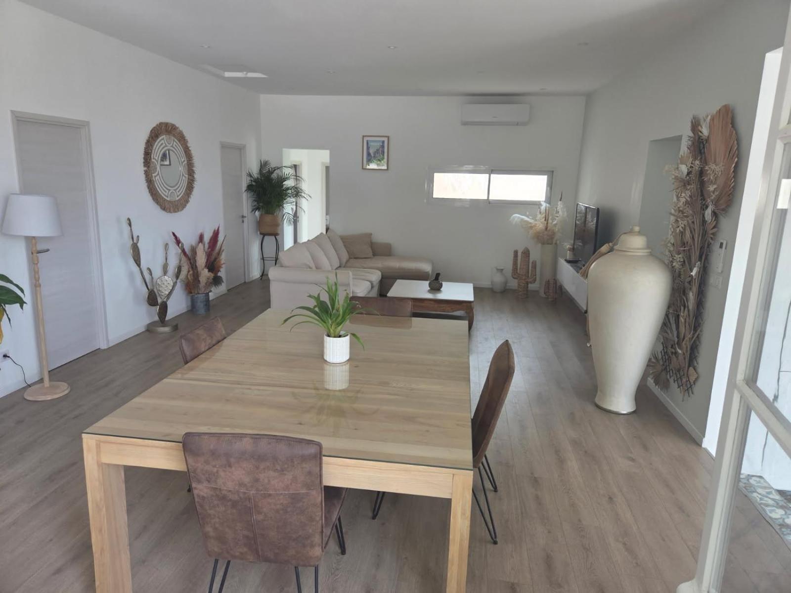 אוליאולה Villa Manoa מראה חיצוני תמונה